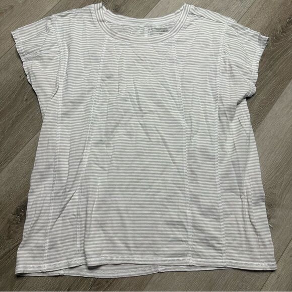 Garnet Hill Seamed Cap-Sleeve‎ Tee White & Grey Striped - Picture 3 of 6